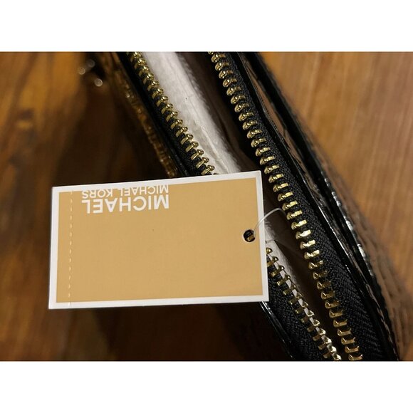 Michael Kors  Large Dome Shiny Embossed MK Logo Crossbody Bag Cindy New With Tag - Picture 2 of 4